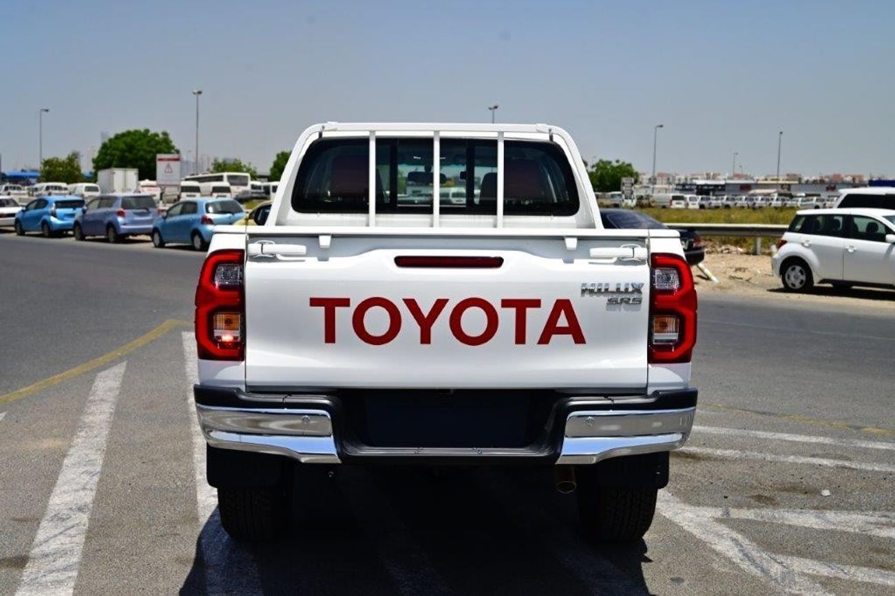 Toyota Hilux 2025 MODEL TOYOTA HILUX DOUBLE CAB PICKUP SR5 2.7L PETROL 4WD 5-SEATER MANUAL TRANSMISSION - EURO4.