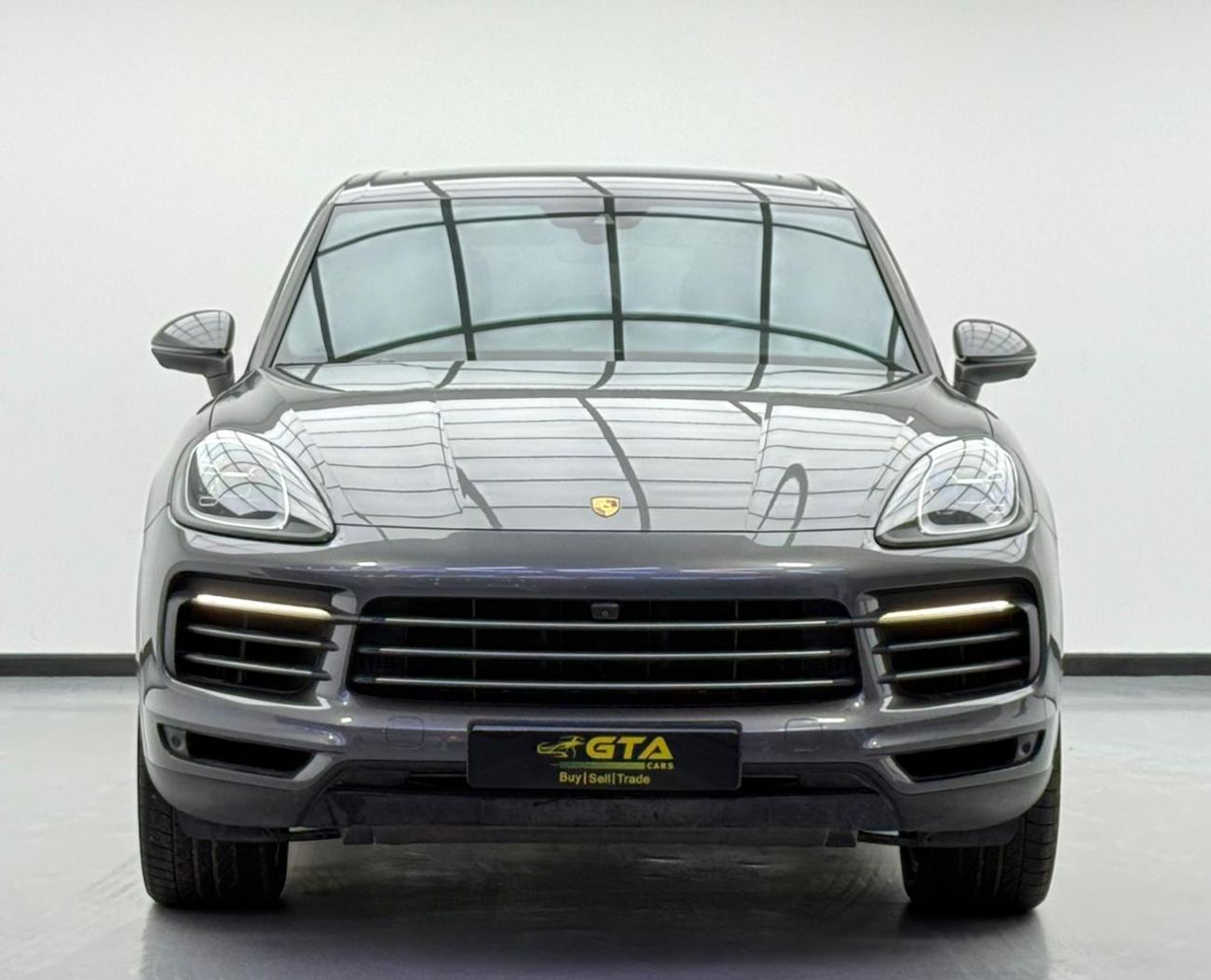 Porsche Cayenne Base 2019 Porsche Cayenne ,AL Nabooda Warranty ,Full Service History ,Excellent Condition ,Gcc