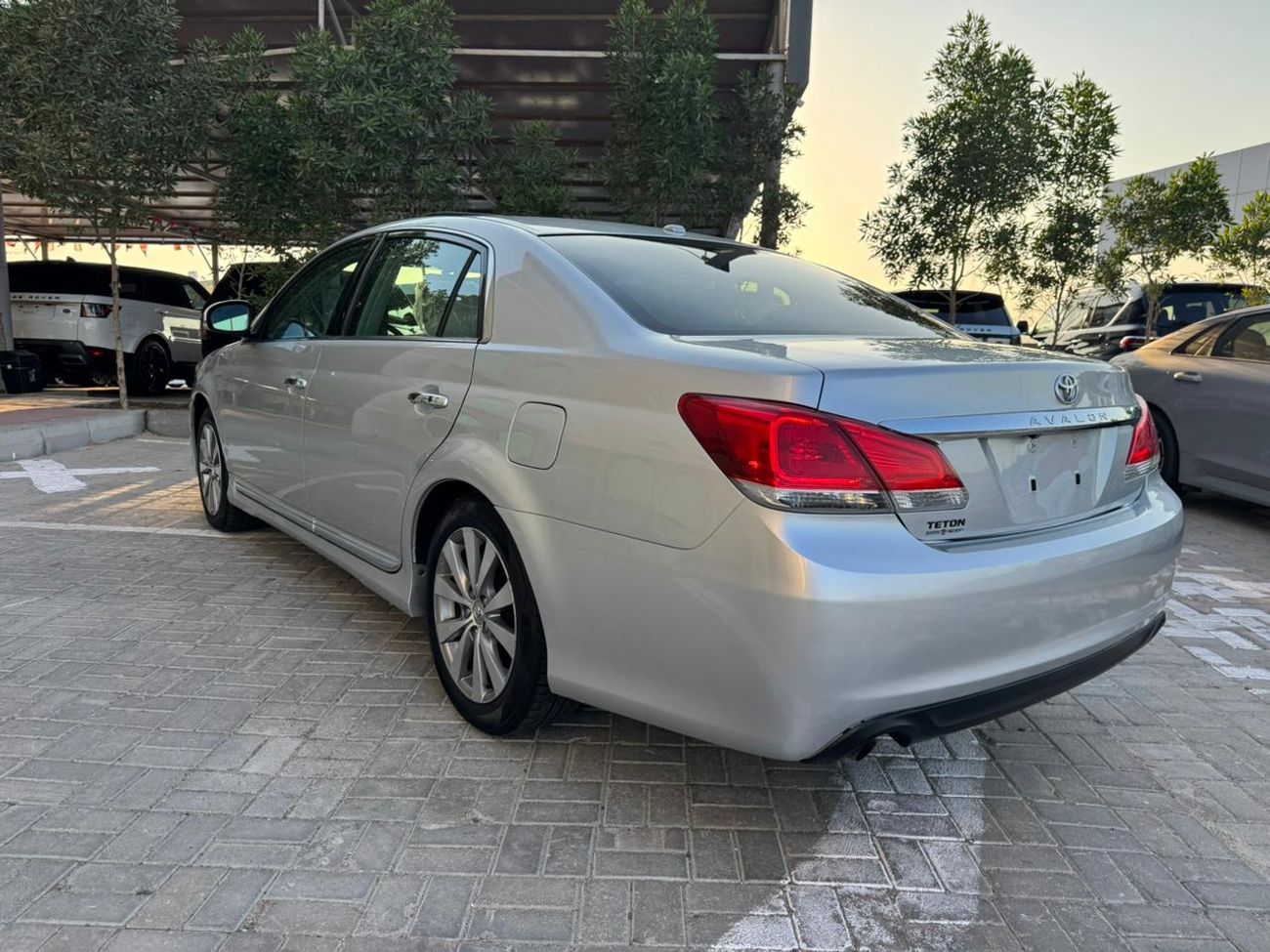تويوتا افالون Toyota Avalon 2011 limited
