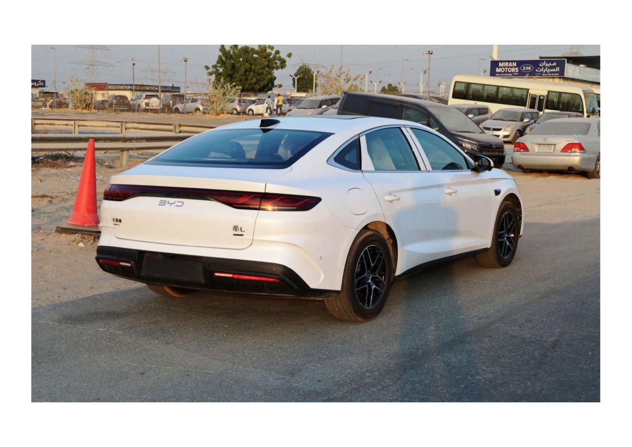 BYD Qin L STANDARD 2026 model  || DMi0 210 Full option