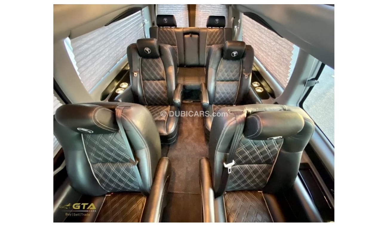 Chevrolet Express 2019 Chevrolet Explorer Limited SE 9 Seater, Warranty, Low Kms