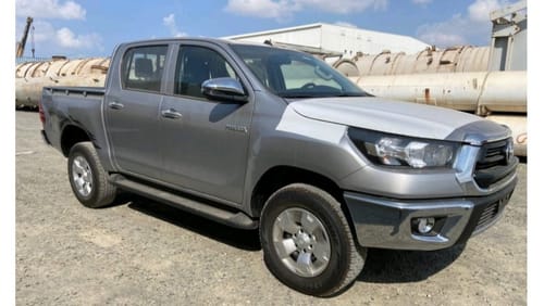 Toyota Hilux MID OPTIONS 2.4L DIESEL 6M/T 4WD
