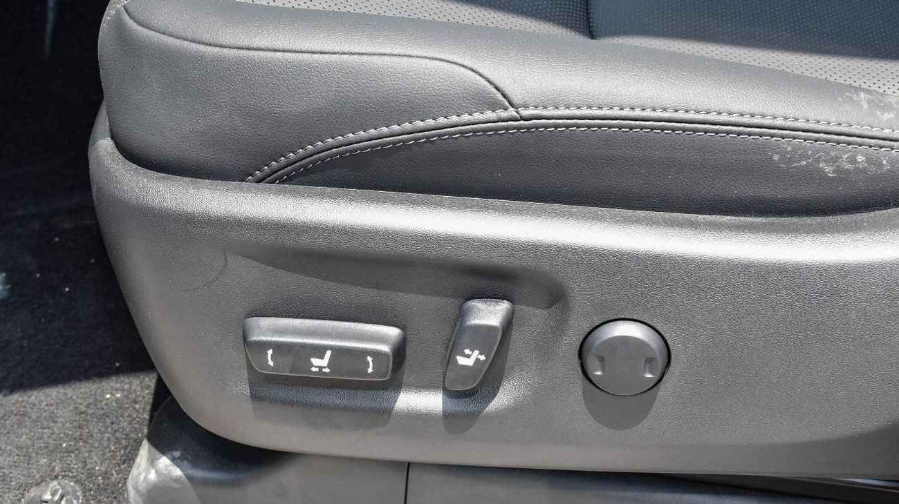 تويوتا برادو TOYOTA PRADO VX - MODEL 2023