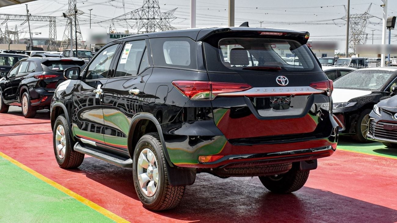 تويوتا فورتونر SR5 2.7L