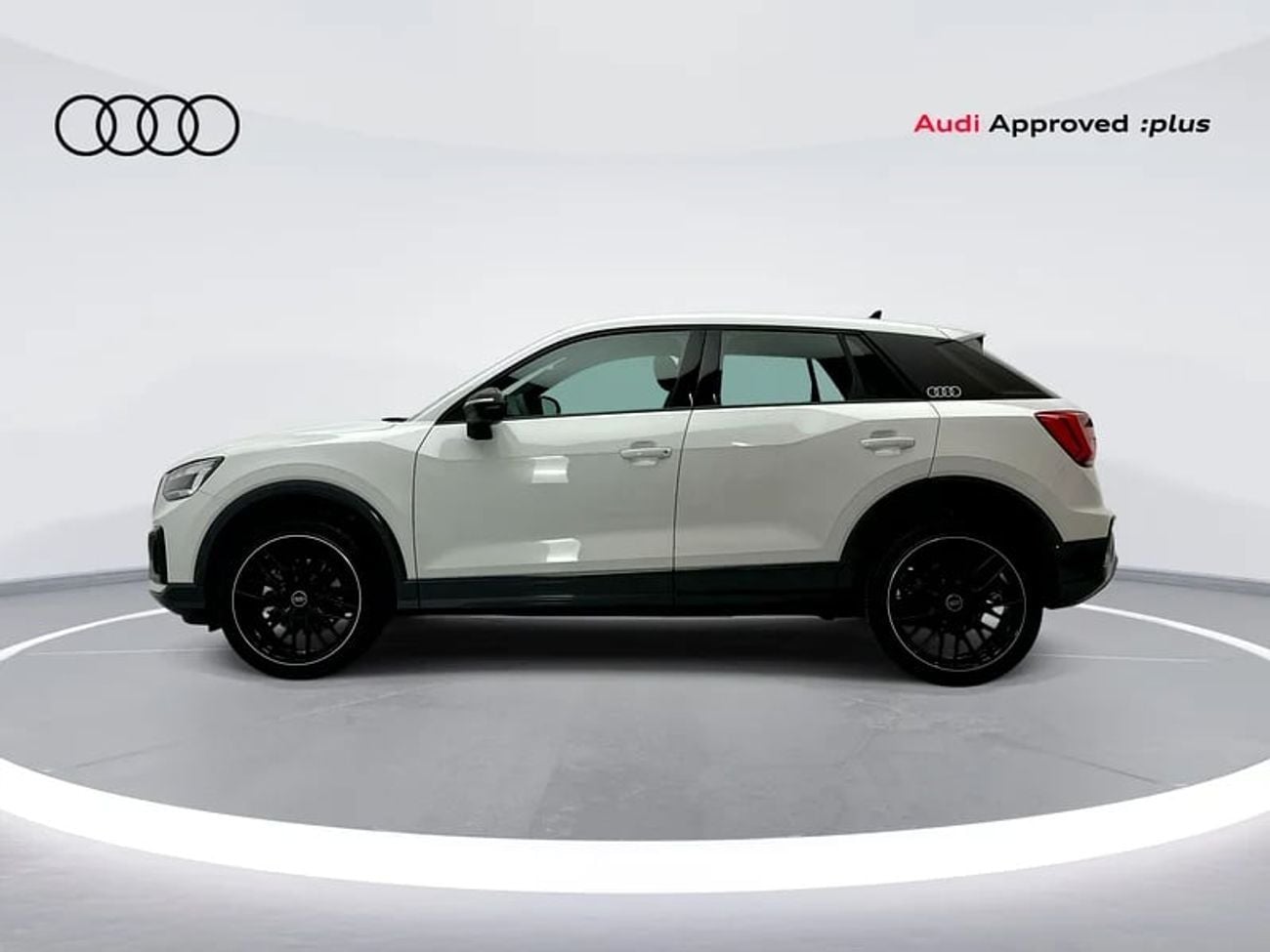 Audi Q2 35 TFSI BLACK Advanced 35 TFSI 150hp Black Package (Ref# 073216)
