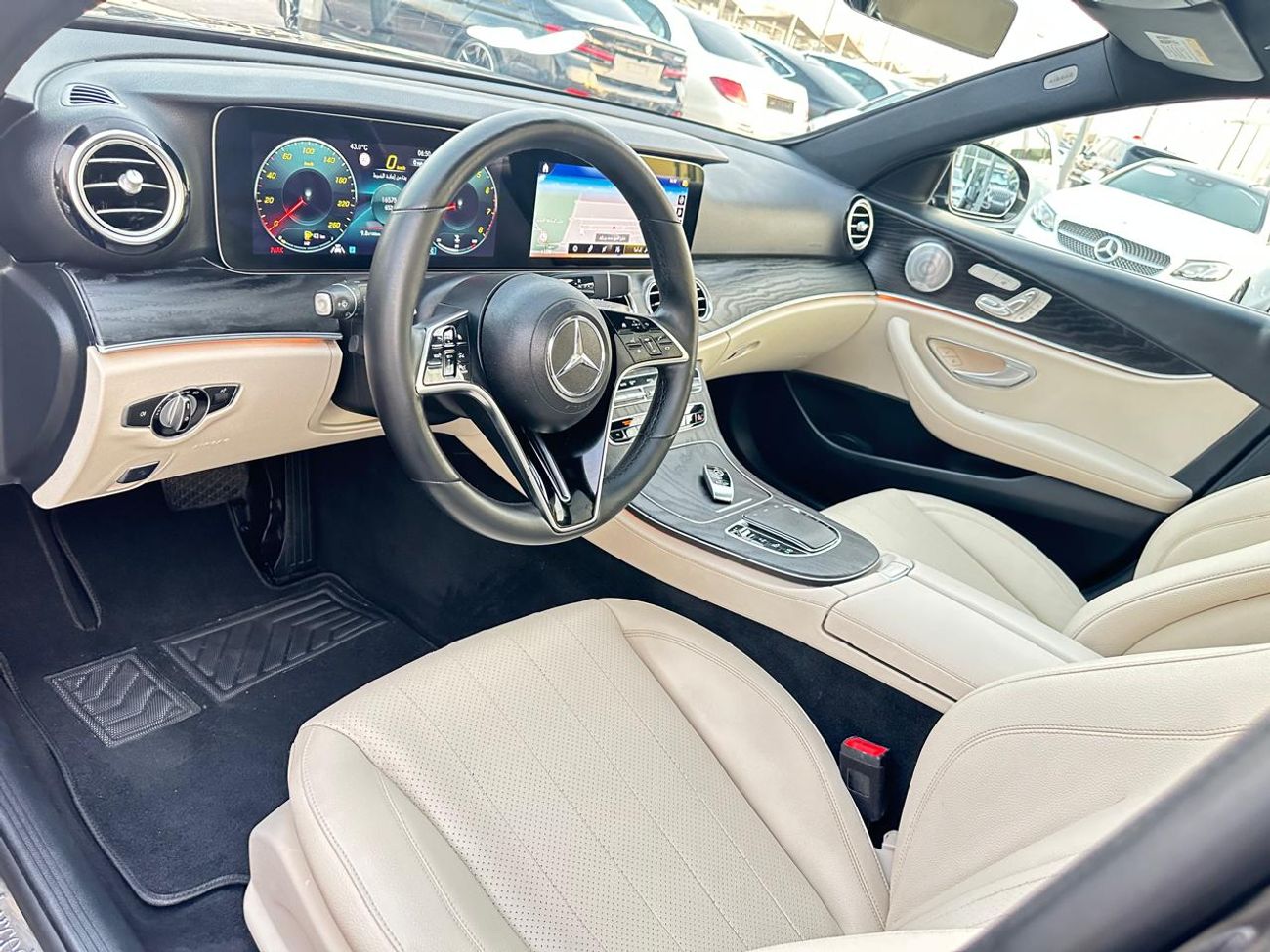 مرسيدس بنز E 350 Mercedes E350 KIT AMG_amercan_2021_Excellent Condition _Full option