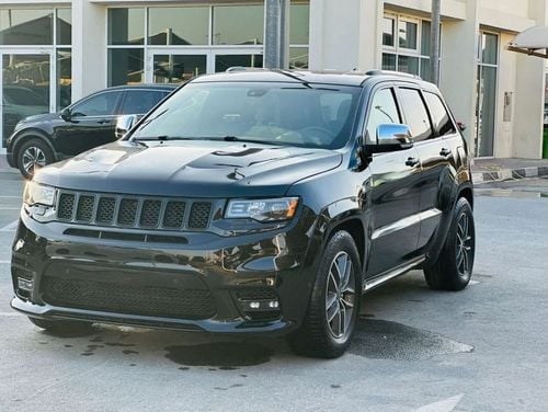 جيب جراند شيروكي Limited 5.7L (350 HP)