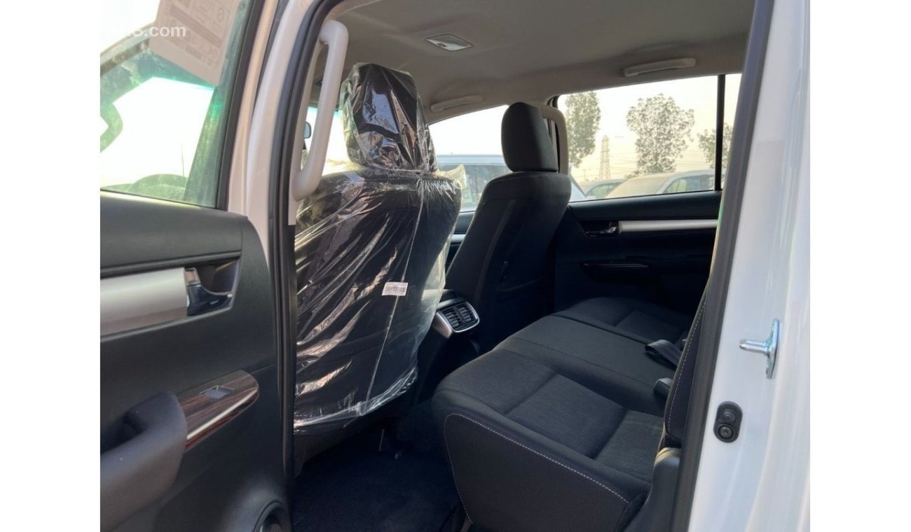 تويوتا هيلوكس TOYOTA HILUX 2.4L A/T WHITE 2022