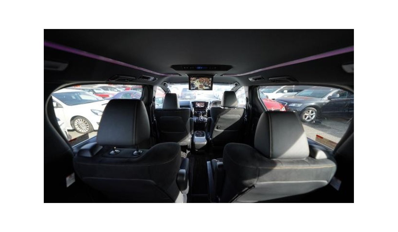 Toyota Alphard AGH35W