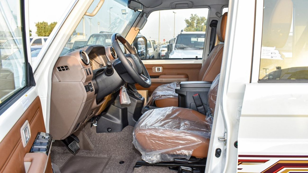 Toyota Land Cruiser 70 2.8L Diesel A/T