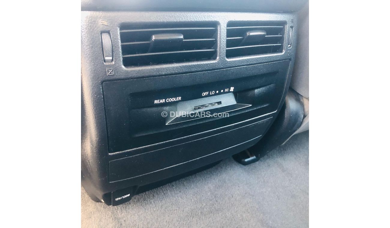 تويوتا لاند كروزر تويوتا لاند كروزر 2013 جي اكس ار جير عادي بدون حوادث او صبغ