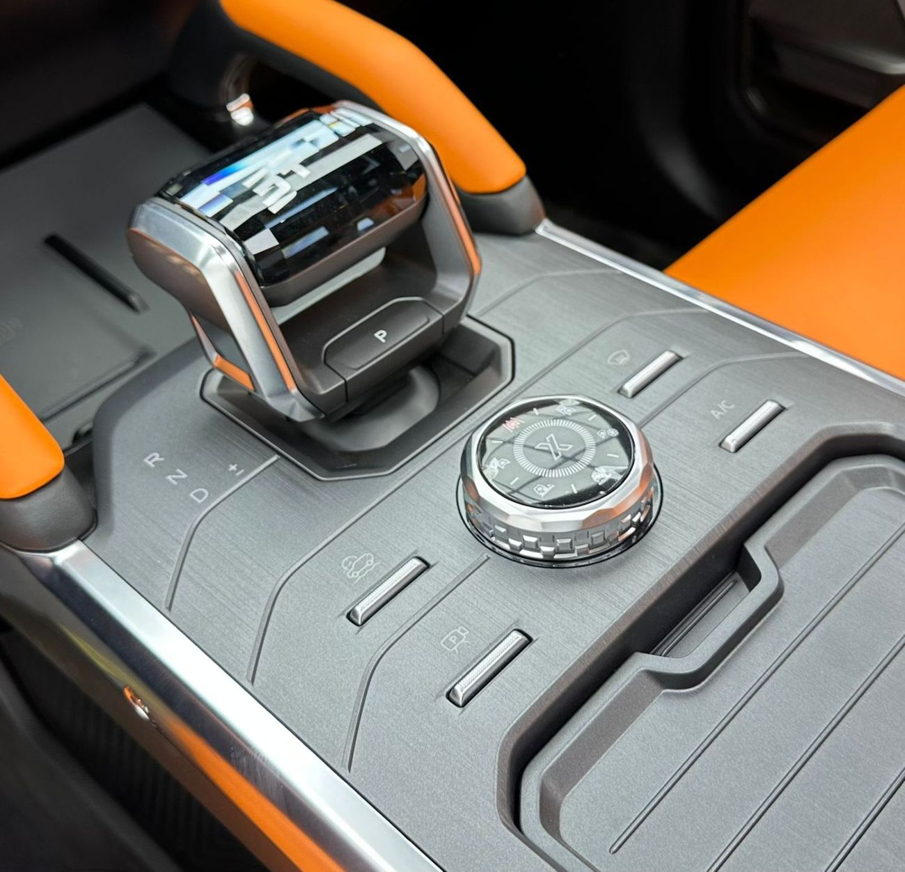 جيتور T2 2025 Jetour T2 Travel Plus, Defender Kit, Brand New, 1 Year Warranty Unlimited, Excellent Condition