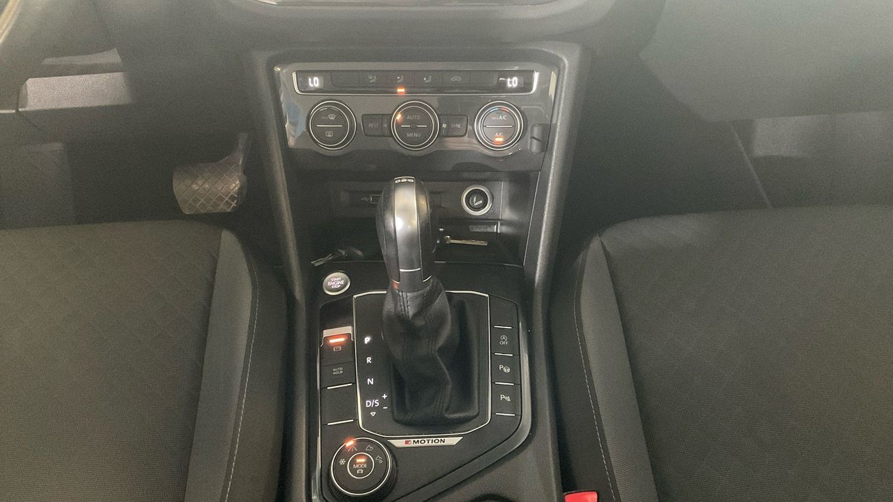 Volkswagen Tiguan SE 2.0L SE | Guaranteed Warranty | 0 Down Payment