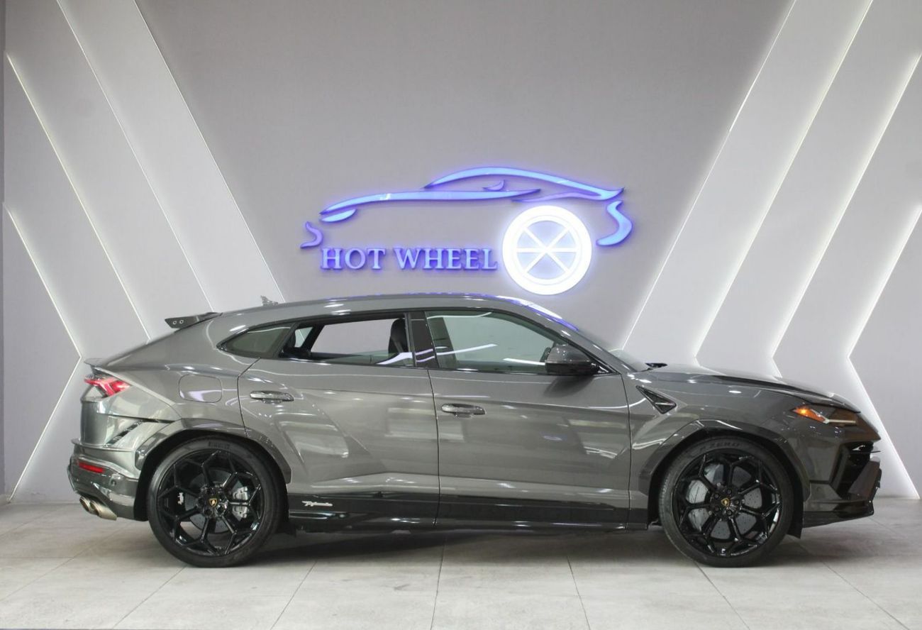 لامبورغيني اوروس 4.0T V8 Performante