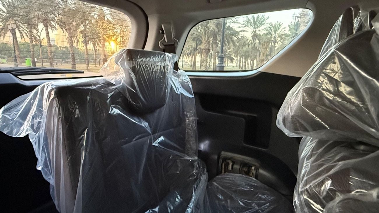 تويوتا فورتونر Crusade Right Hand Drive Automatic 4x4