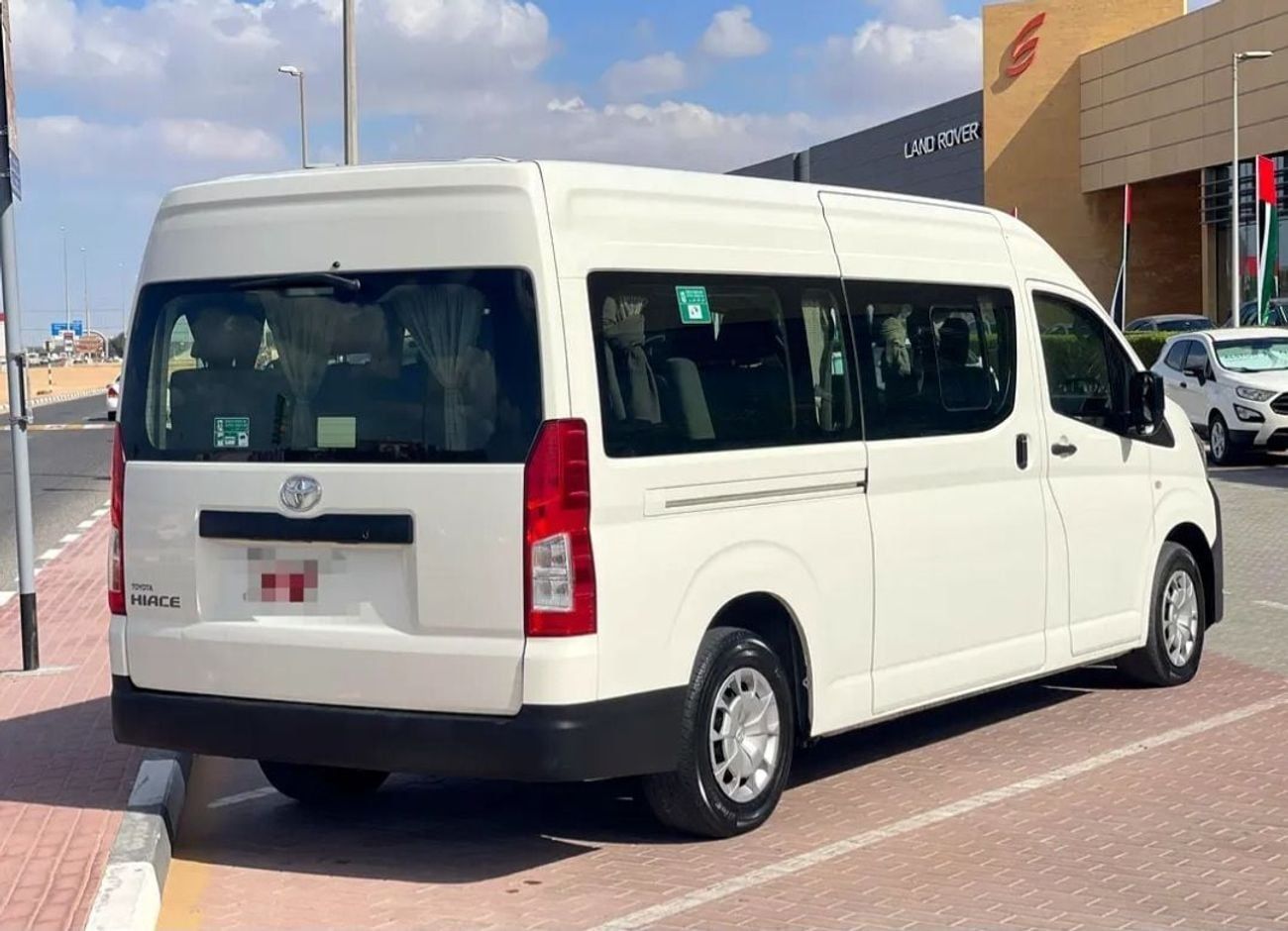 تويوتا هاياس GL Toyota Hiace 2021Model 3.5L V6 petrol Engine Colour White Transmission Manual Interior grey  Key