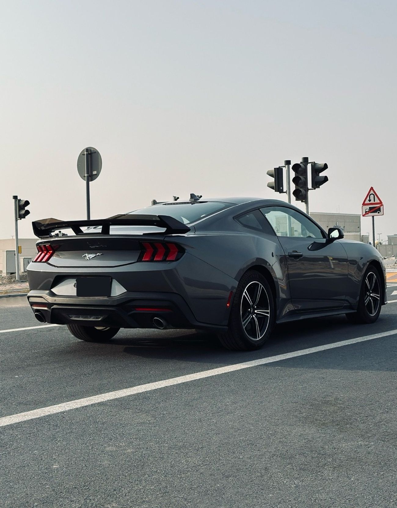 Ford Mustang EcoBoost Premium 2.3L Coupe A/T ACCIDENT FREEE // 100% FINANCE OPTION AVAILABLE