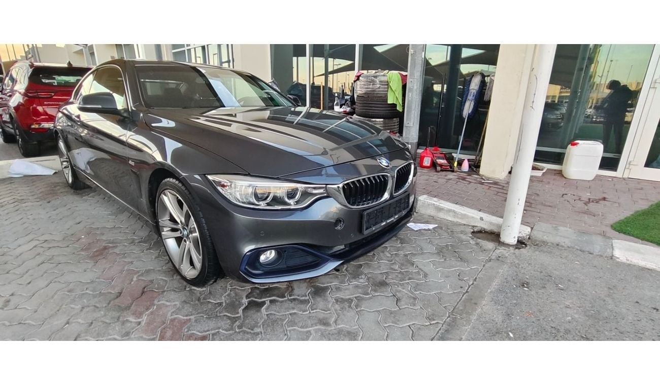 BMW 420i Dubai Edition 2.0L