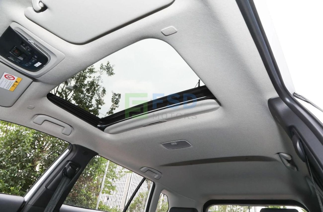 تويوتا كورولا كروس Toyota Corolla Cross 2.0L Hybrid 2WD A/T MY-2025