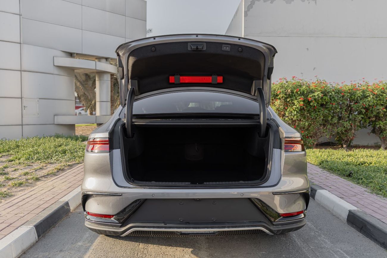 BYD HAN BYD Han DM-i 125KM Elite | FWD | High Spec | 2025 (Export)