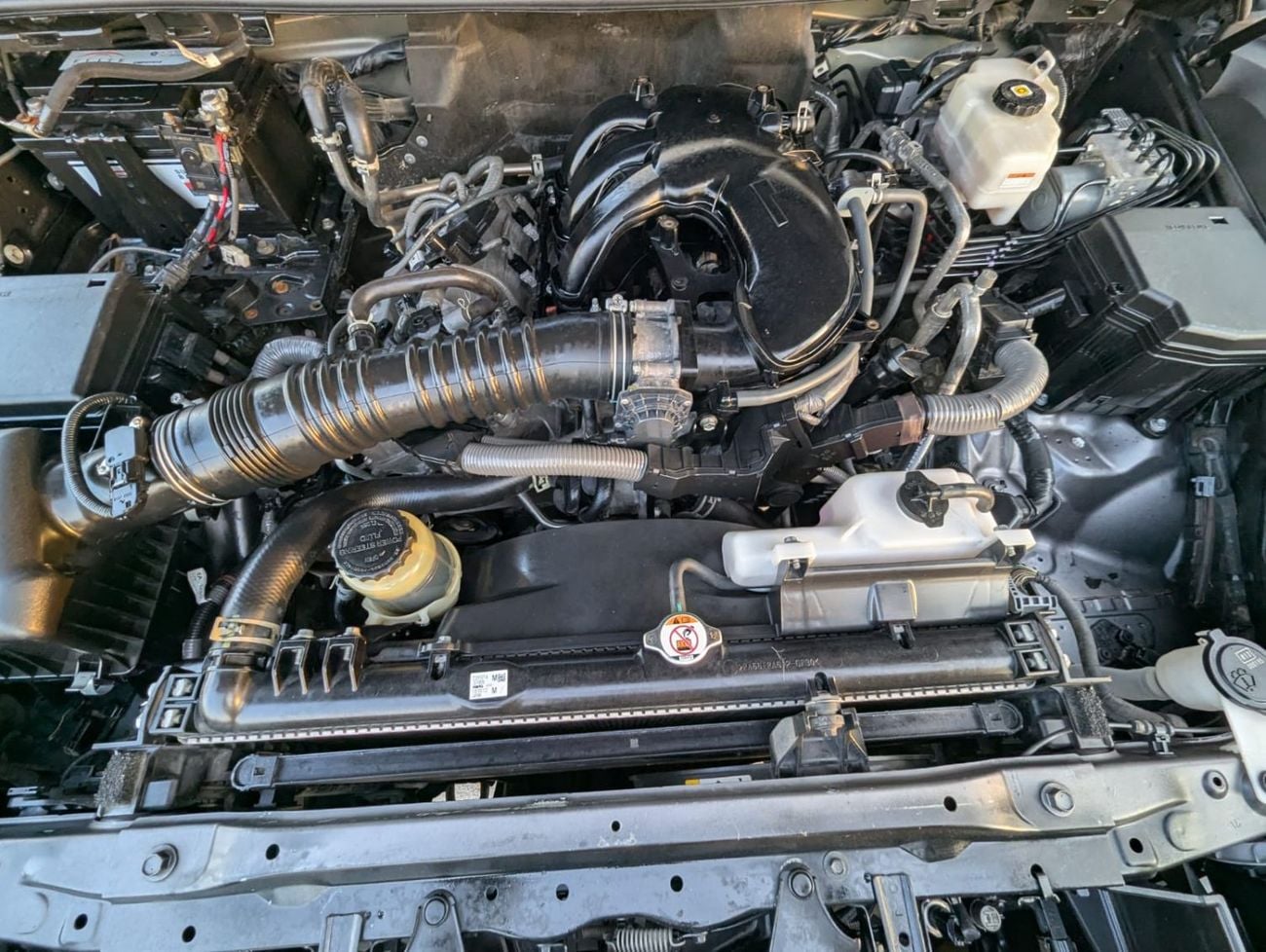 Toyota Land Cruiser GXR 4.0L Without Twin Turbo LHD V6 Petrol Engine Automatic Gear 4WD 7 Seats 5 Doors