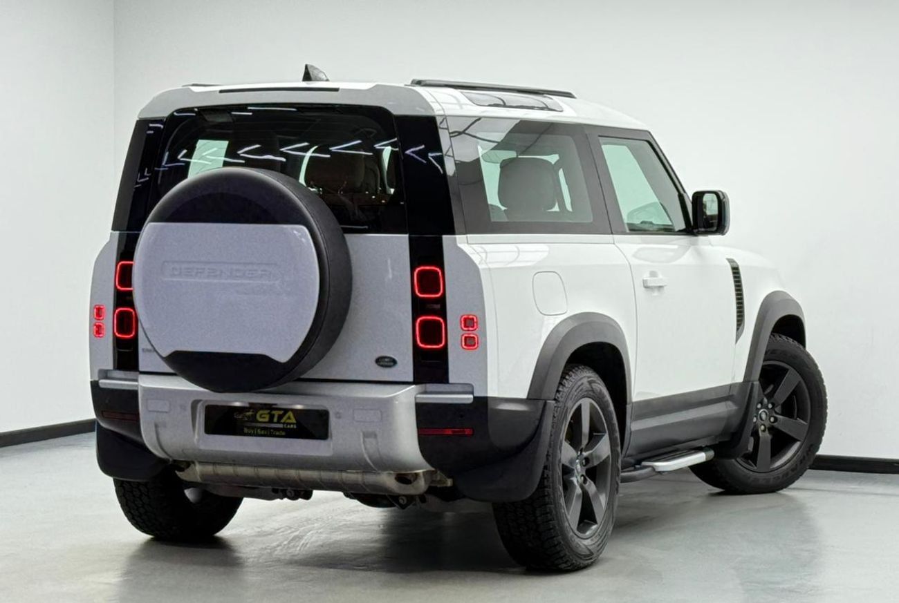 لاند روفر ديفندر P400 90 HSE 3.0L (5 Seater) 2023 Land Rover Defender 90 HSE P400, 2027 LR Warranty + Service Pack, V