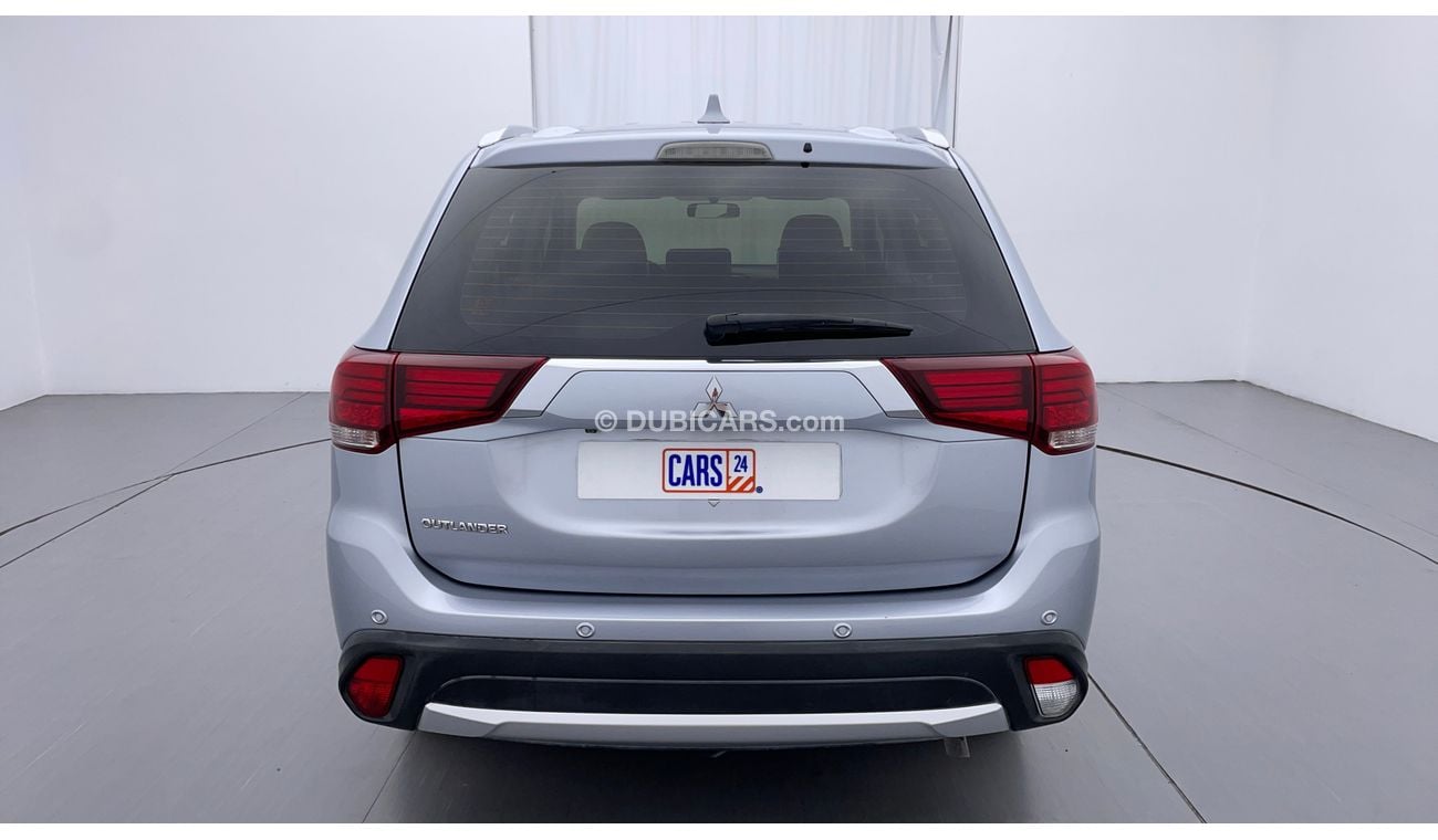 ميتسوبيشي آوتلاندر GLX 2.4 | بدون دفعة مقدمة | اختبار قيادة مجاني للمنزل