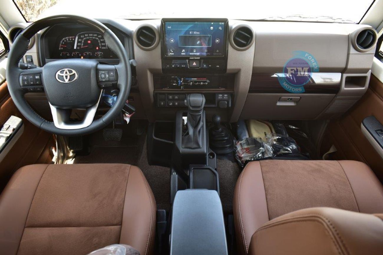 تويوتا لاند كروزر 70 71 Short Wheel Base SDLX 2.8L Diesel 4WD 5 Seater Automatic