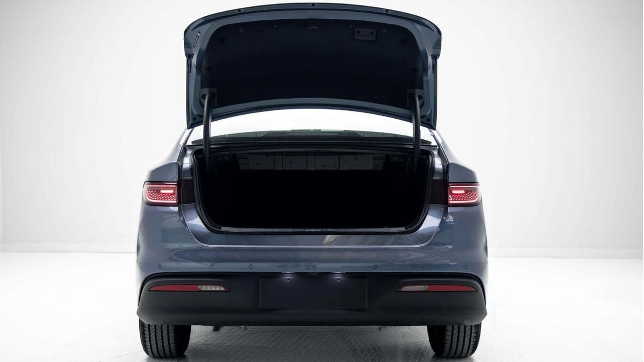 BYD Seal 05 DM-i 1.5L Petrol Engine + Electric Motor (DM-i Plug-in Hybrid) | 4 Door | 5 Seater