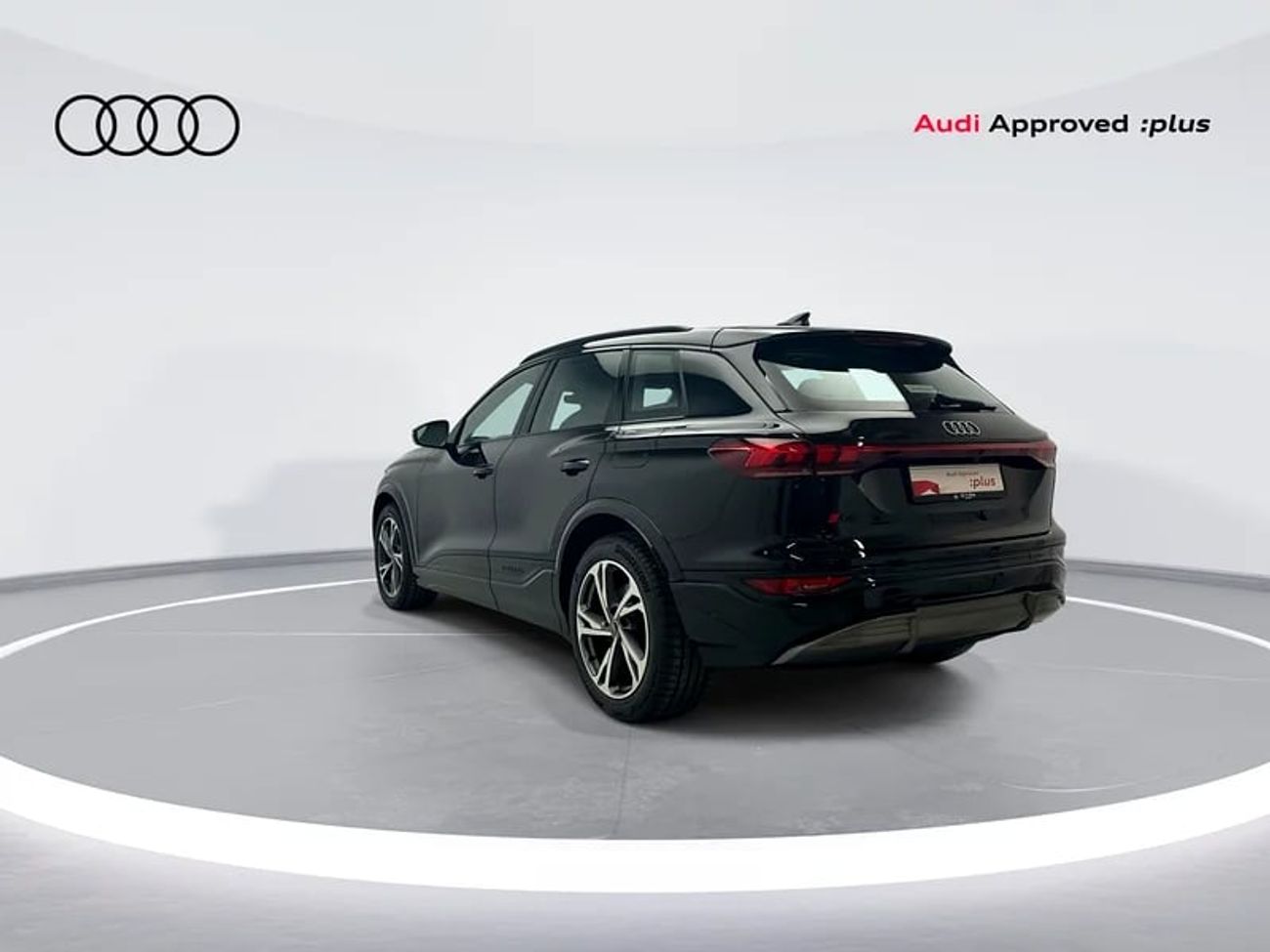 Audi etron Q6 SUV quattro 387hp (Ref# 012607)