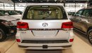 Toyota Land Cruiser GXR White Edition