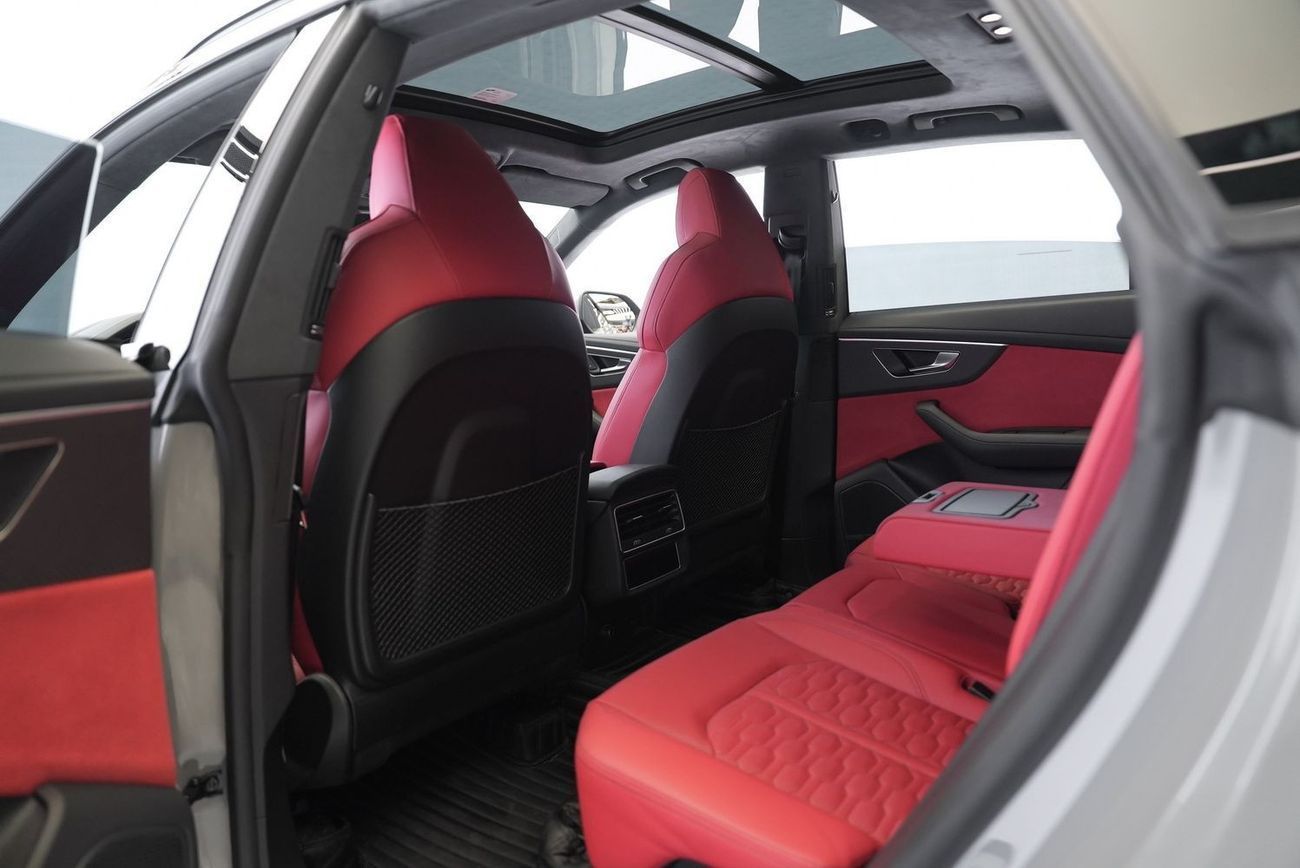 Audi RS Q8 TFSI quattro 4.0L