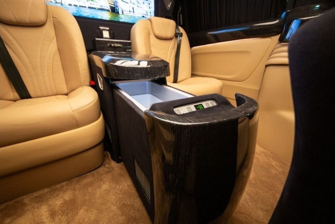 Mercedes Benz V 250 AVANTGARDE/E ERTEX LUXURY CAR DESIGN 30th YEAR EDITION