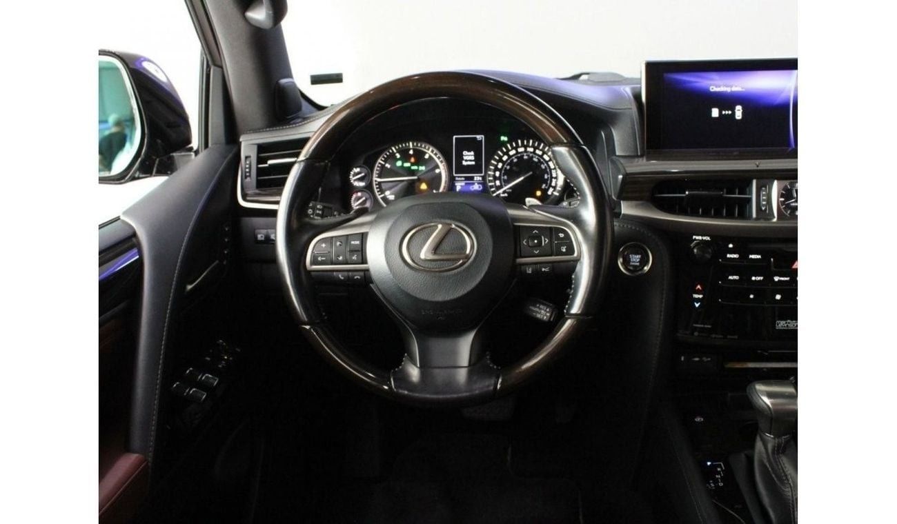 Lexus LX 570 Signature Black Edition