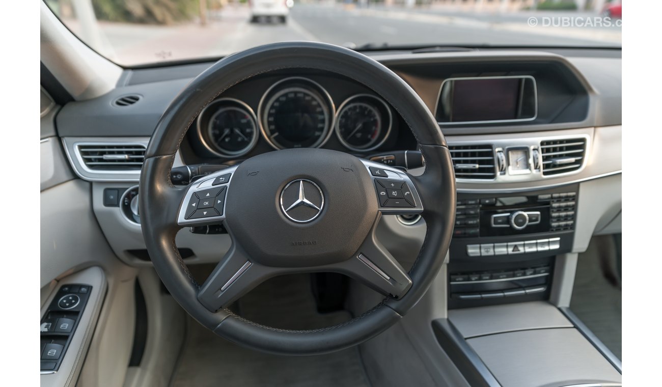 Mercedes-Benz E200