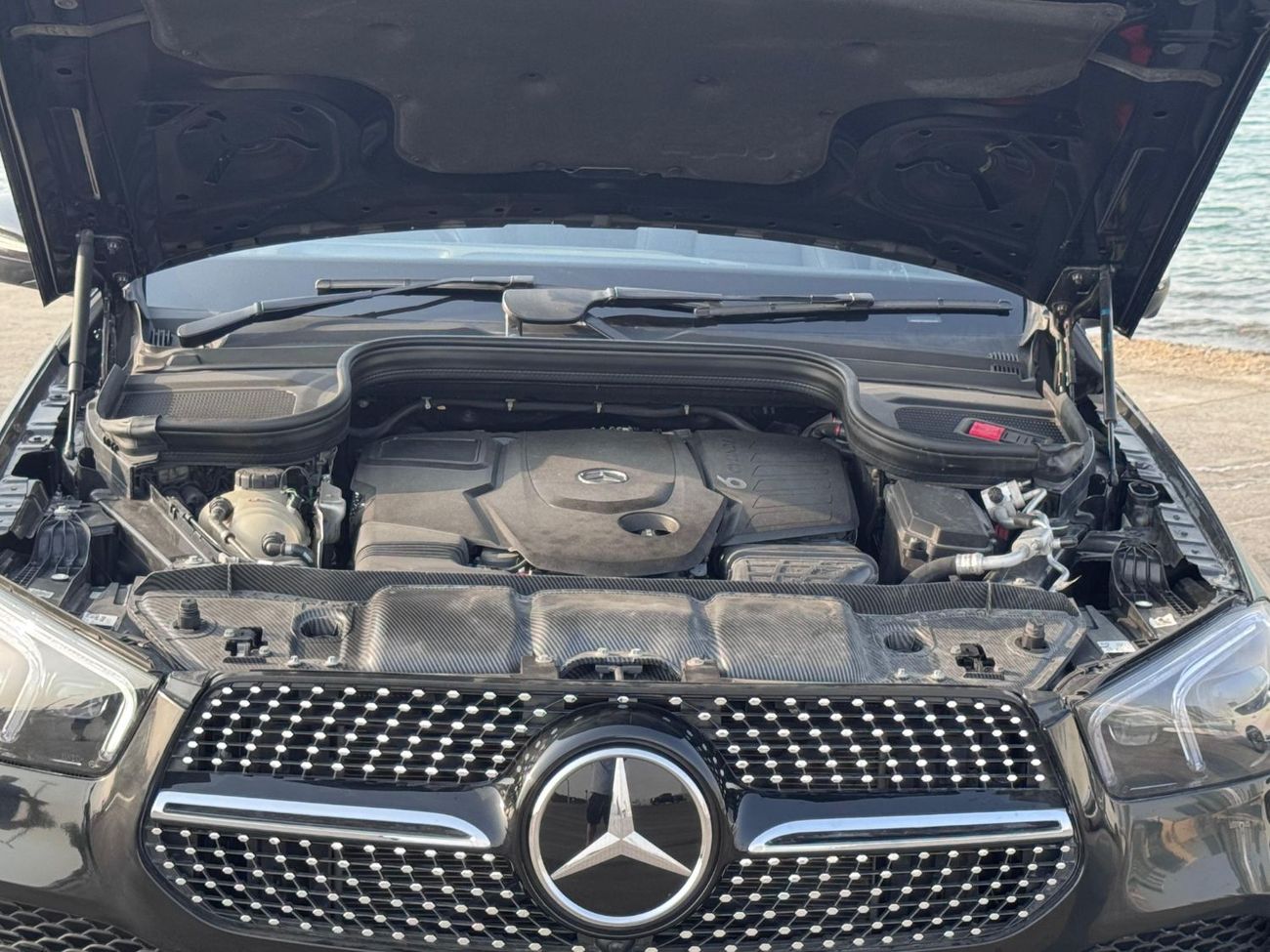 Mercedes-Benz GLE 400d DIESEL 3.0L ,RIGHT HAND DRIVE 2020 MODEL BLACK COLOR