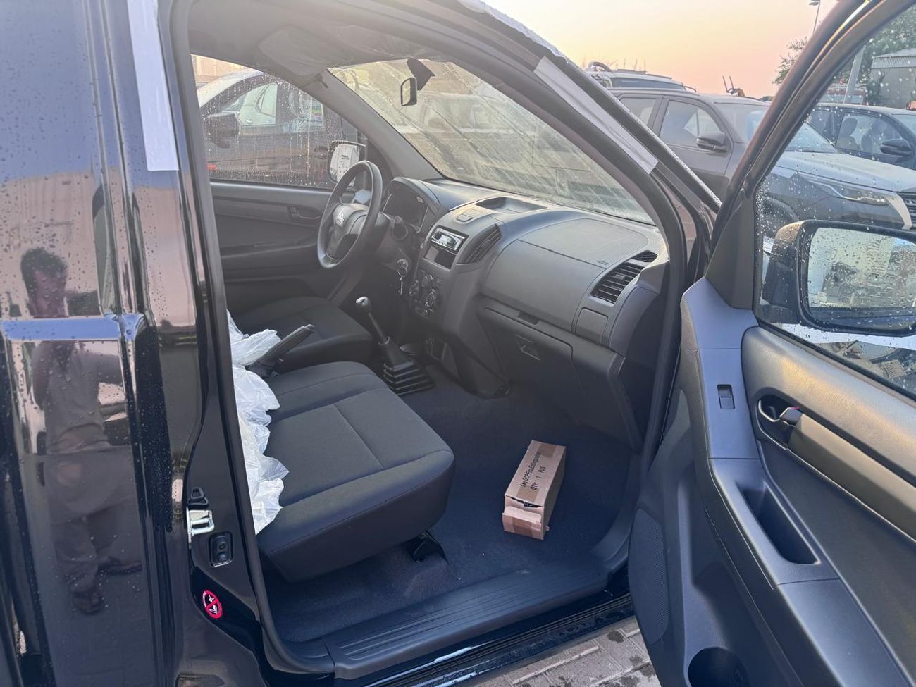 Isuzu DMax 2.5L 2WD (4x2) Single Cab (2 Doors) MY 2026 - Made in India