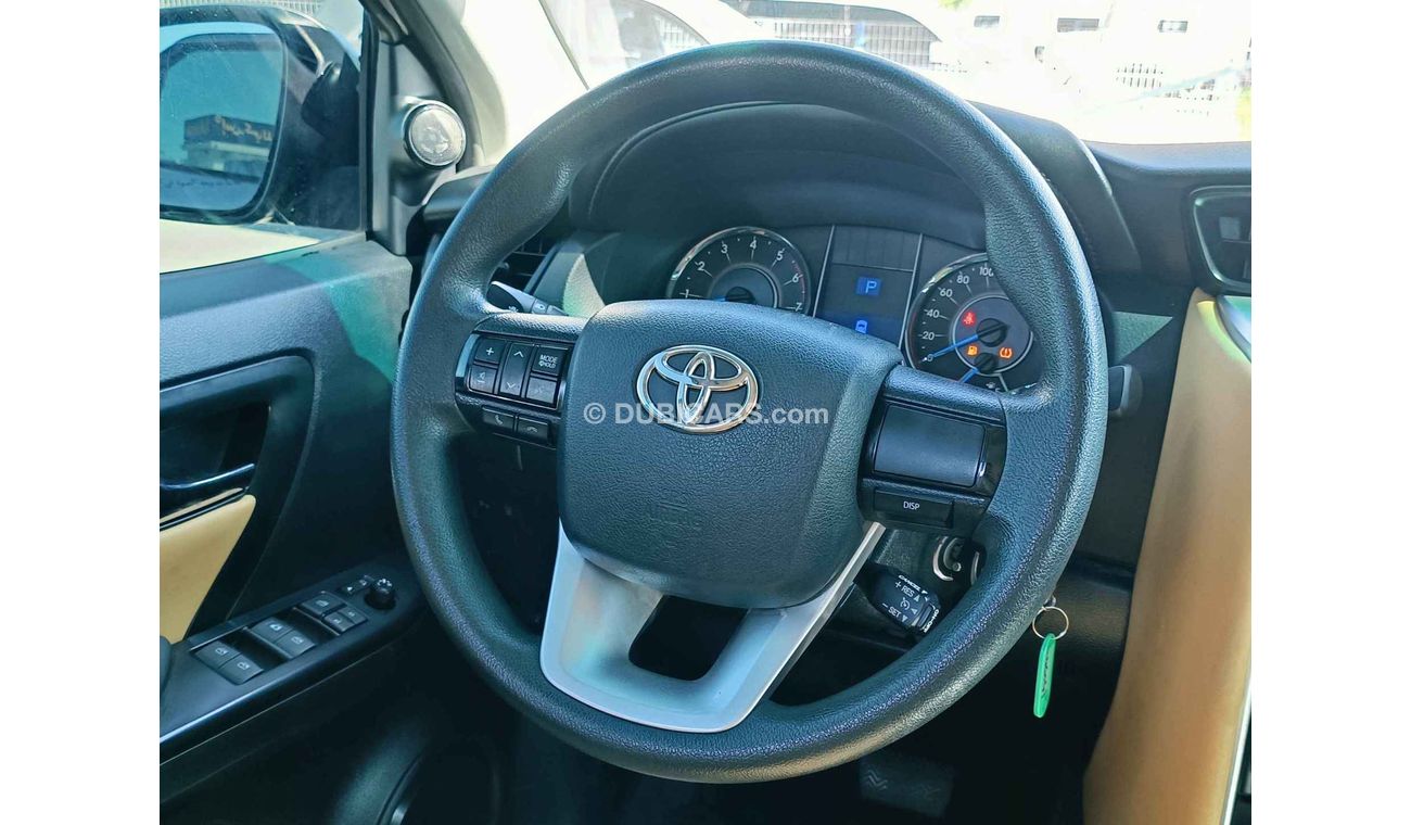 Toyota Fortuner EXR / V4 / 4WD / ORIGINAL KMS (LOT # 84604)