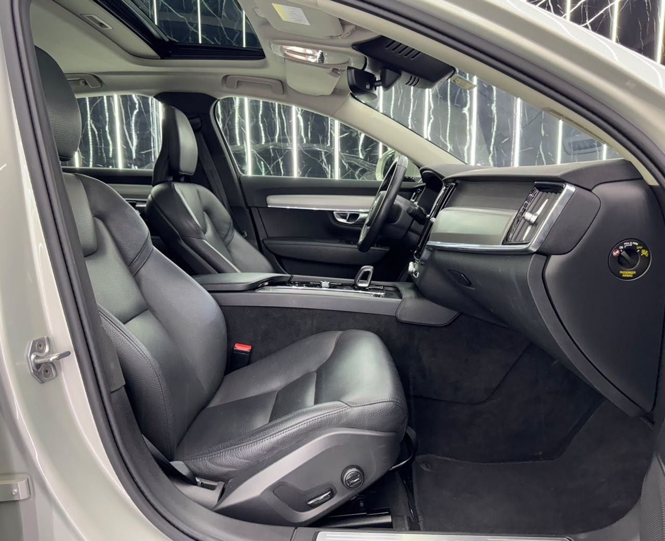 فولفو S90 Volvo S90 B5 | GCC | Original Paint | Well Maintained