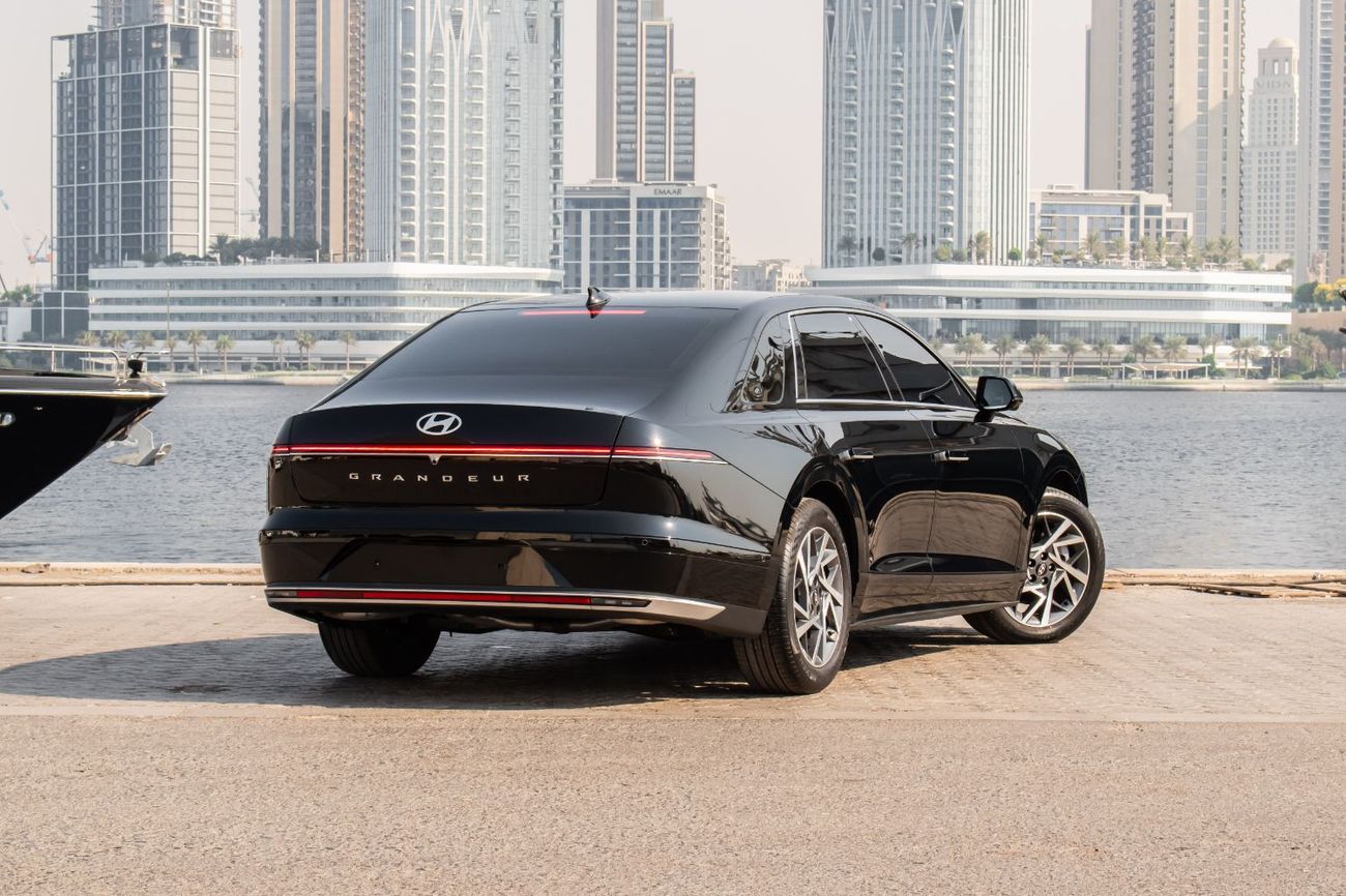 Hyundai Grandeur Hyundai Grandeur Model 2025 2400 AED P/M With Zero Down Payment For 5 Years