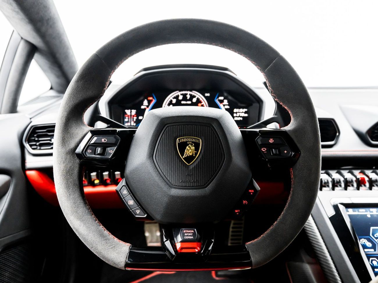 Lamborghini Huracan 2020 Lamborghini Huracan Evo, October 2025 Lamborghini Warranty, Low KMs, GCC