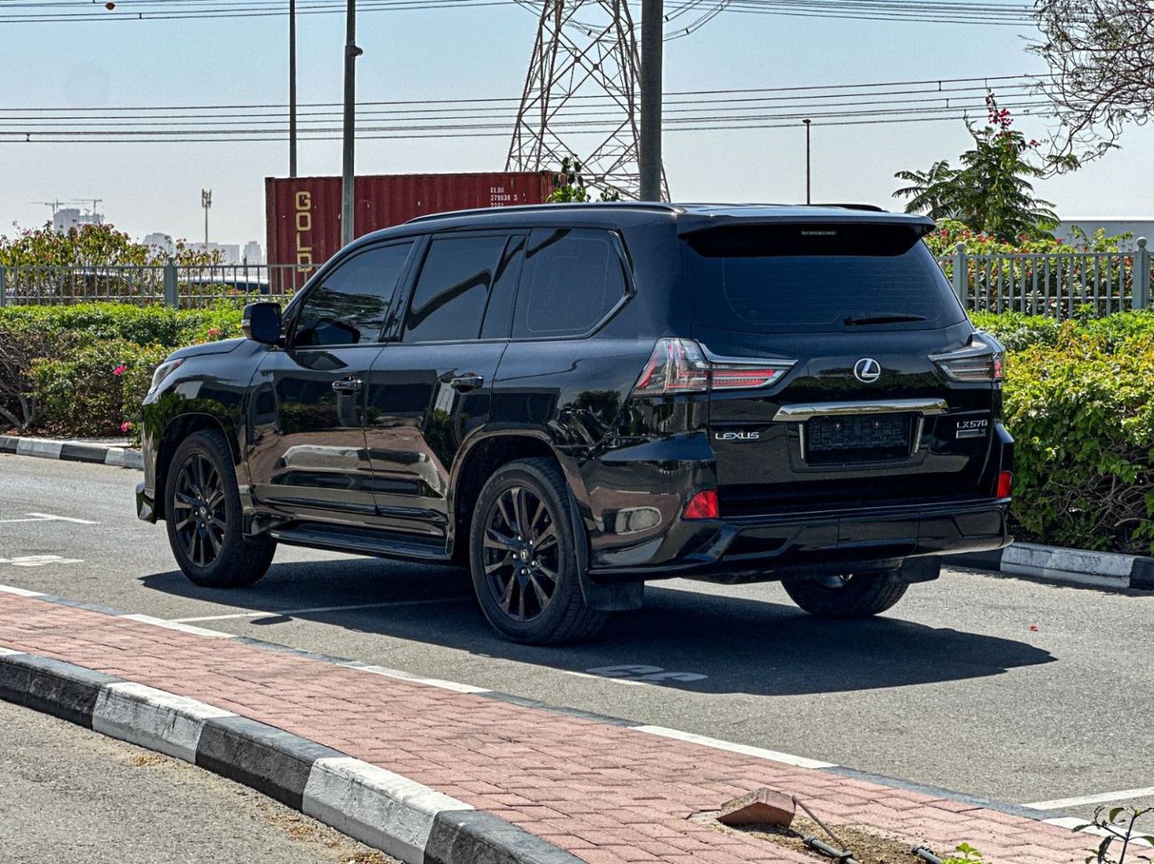 لكزس LX 570 Lexus Lx570s Signature Black Edition 5.7L / Gcc Specification