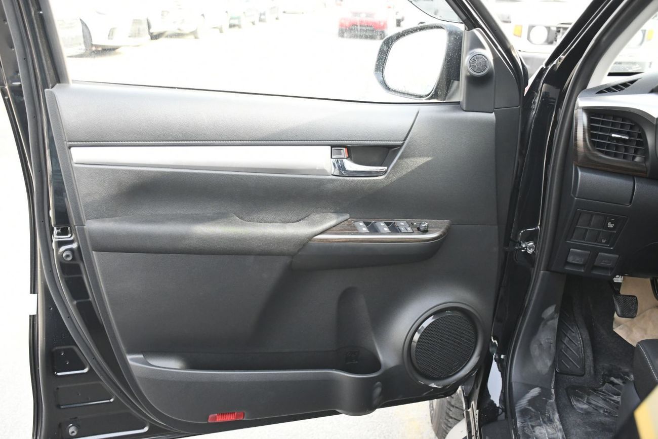 Toyota Hilux 2.7L Manual  Push Start with BSM Full Option