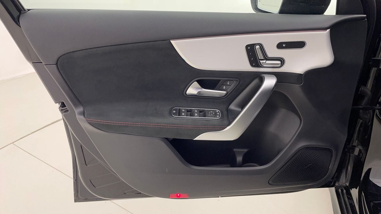 مرسيدس بنز A 35 AMG STD 2 | بدون دفعة مقدمة | اختبار القيادة في المنزل