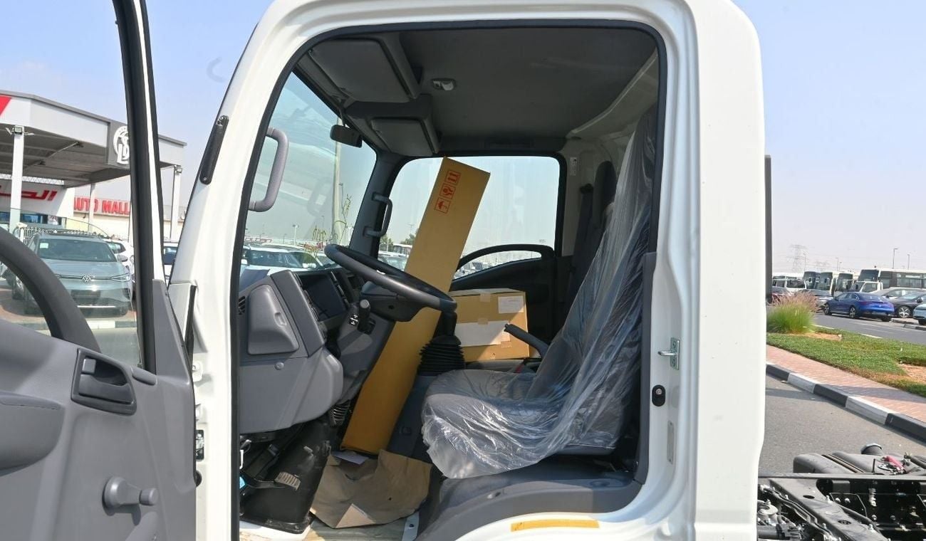 إيسوزو NQR Isuzu Nqr /4,6 diesel engine / short chassis Model 2024