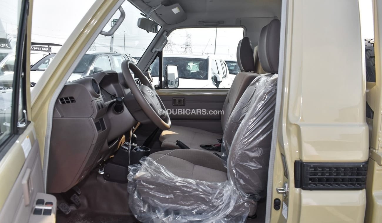Toyota Land Cruiser Pick Up LC79 Pickup 4.0L Petrol SC