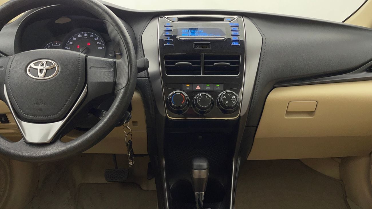 تويوتا يارس SE 1.5 | بدون دفعة مقدمة | اختبار القيادة في المنزل