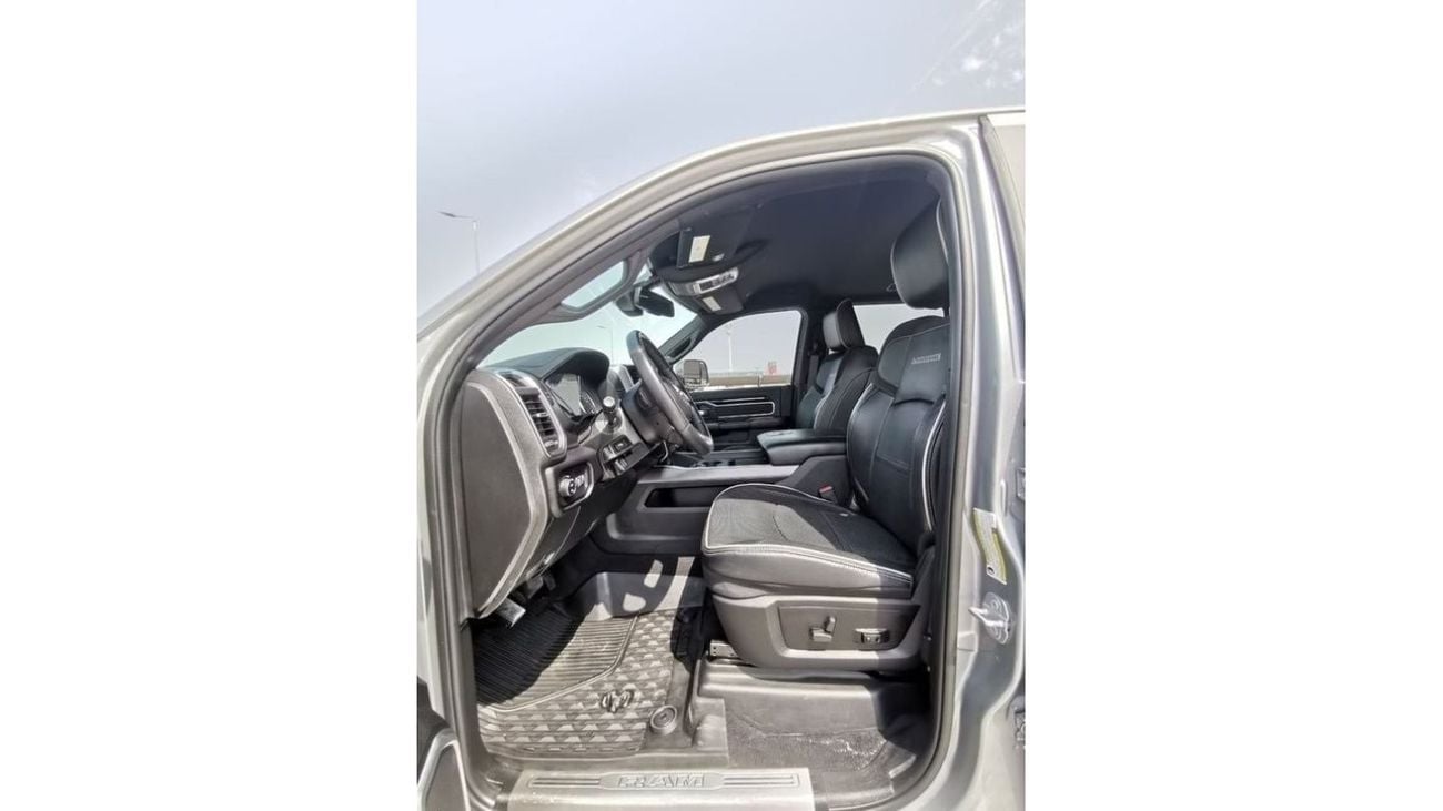 RAM 2500 Dodge RAM Laramie Diesel ( Cummins 6.7L Heavyduty Turbo Diesel ) - 2022 - Silver