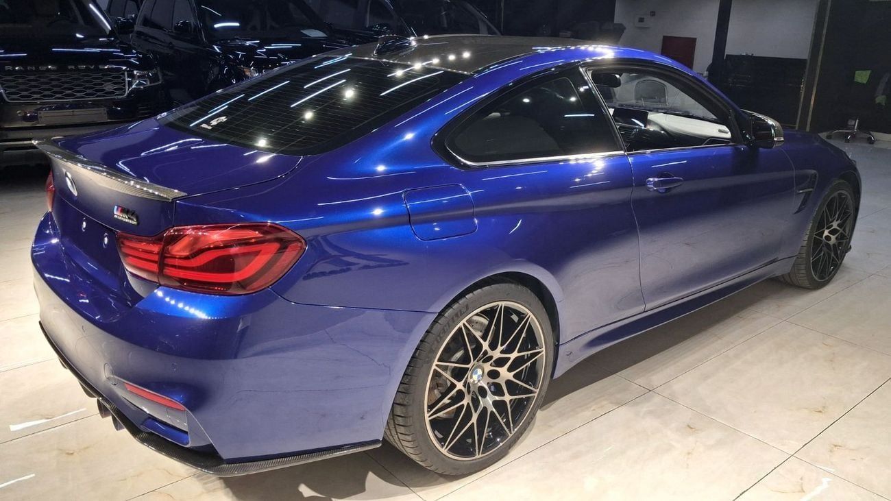 BMW M4 3.0T Competition M xDrive 3.0L