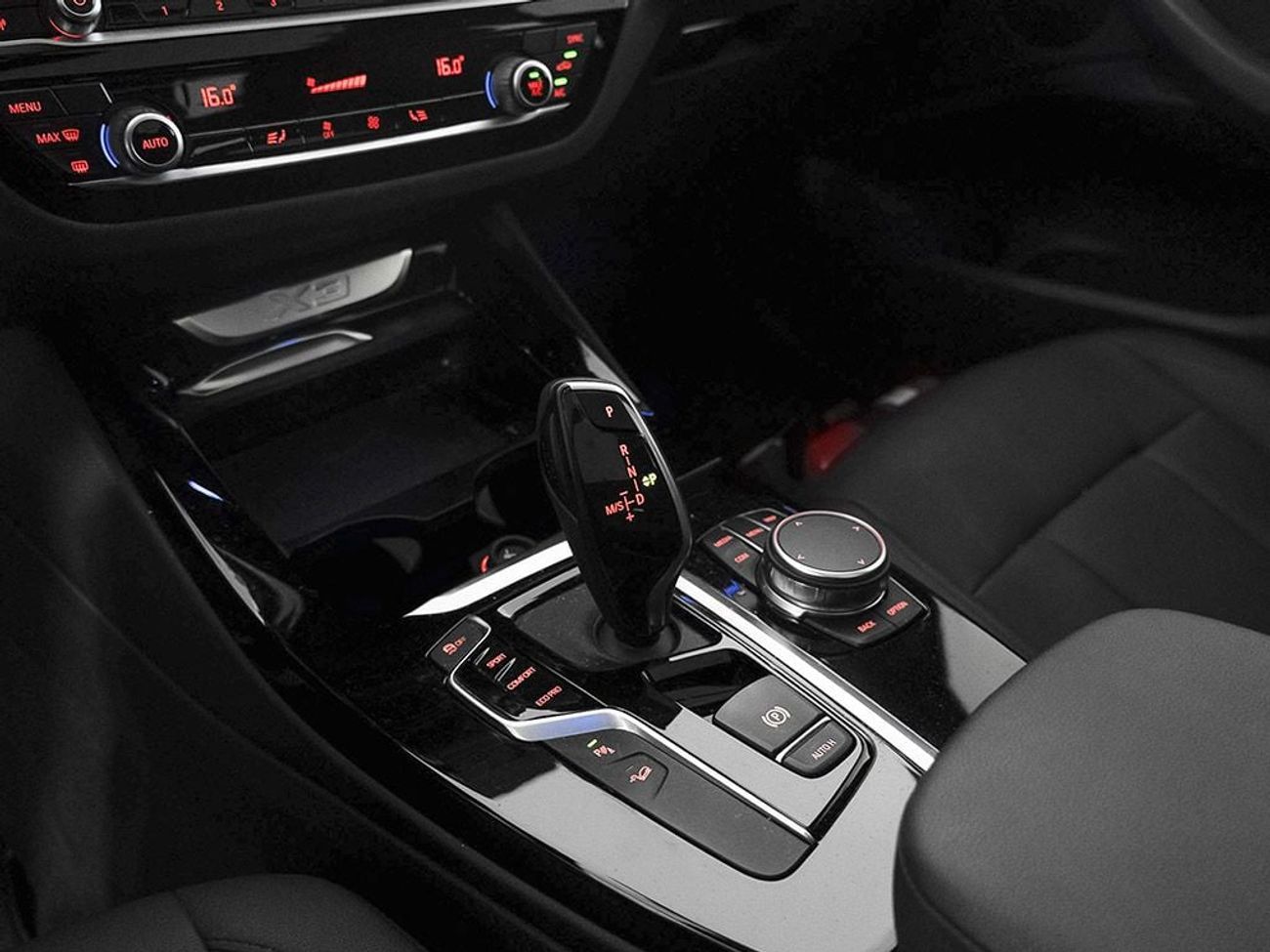 BMW X3 xDrive 30i 2.0L